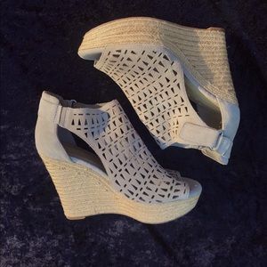 NWOT Marc Fisher suede Platform Wedge Espadrille